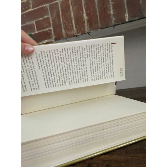 Pope John Paul II: The Biography by Tad Szulc - Picture 6 of 8